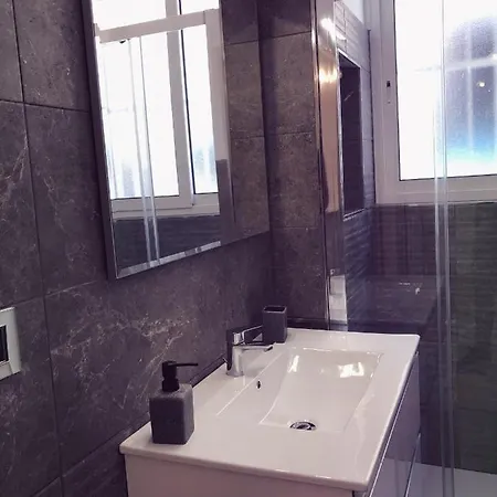 Appartement Ylli House San Remo