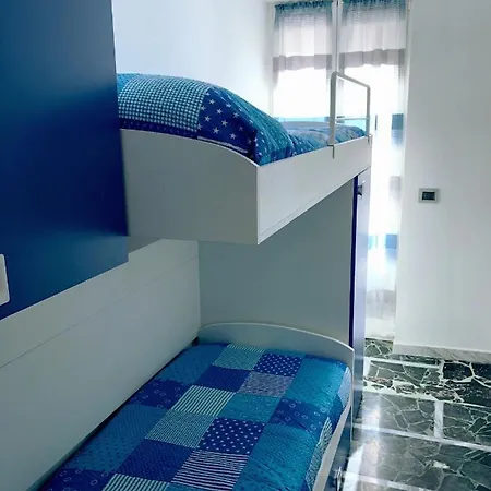 Ylli House Appartement San Remo