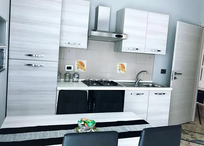 Ylli House Апартаменты Санремо